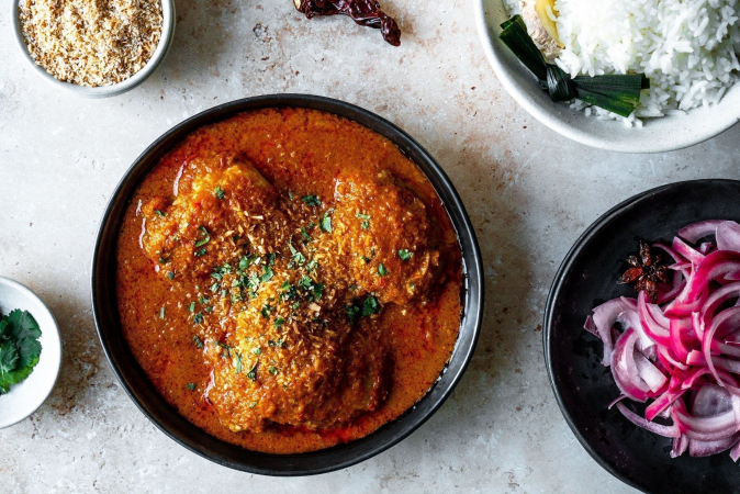 CHICKEN RENDANG